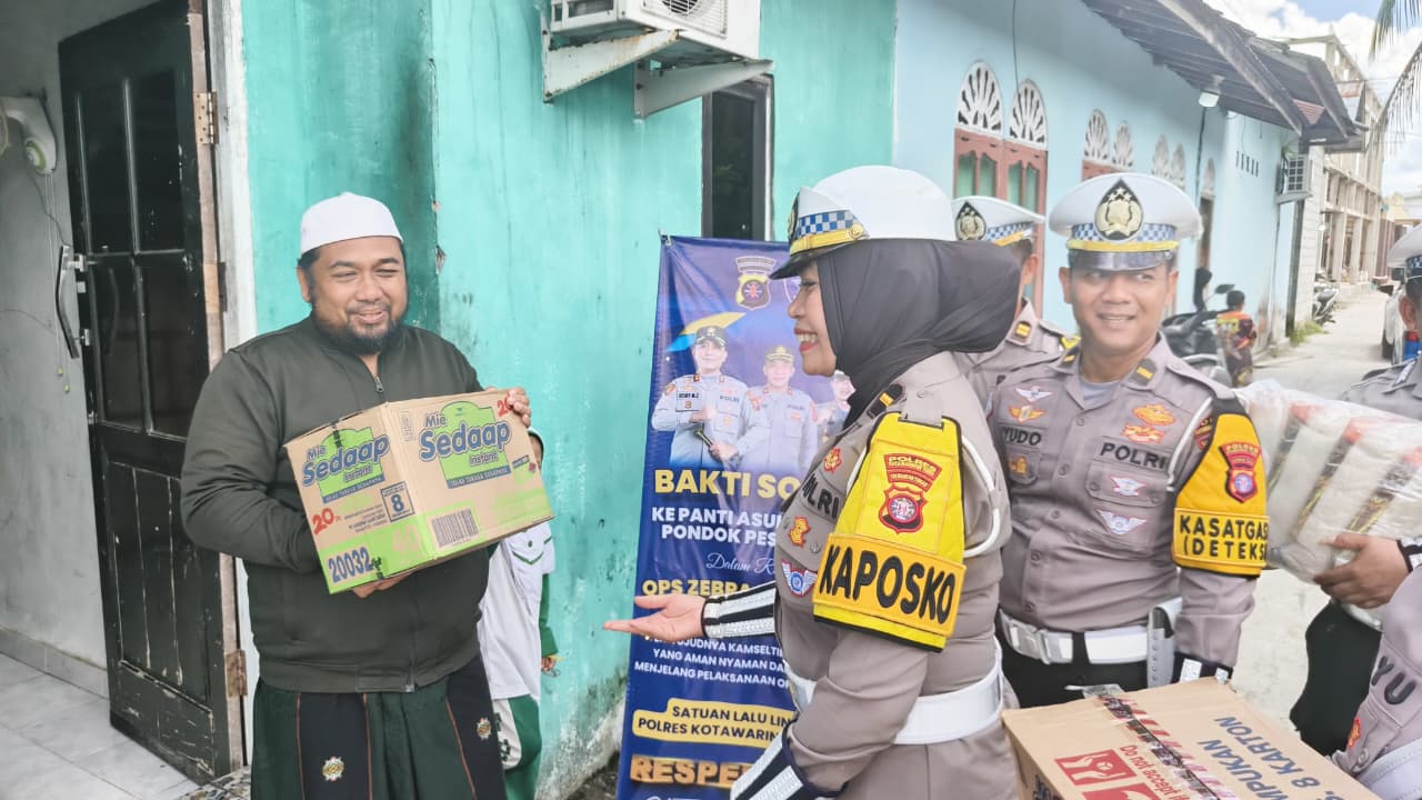 Peduli Sesama, Satlantas Polres Kotim Laksanakan Bakti Sosial di Panti Asuhan dan Ponpes
