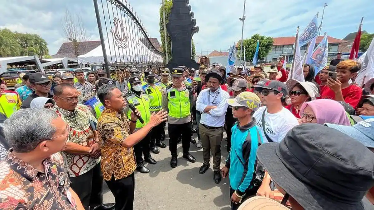 Soal Sengketa Lahan Kampung Laut, Pemkab Cilacap Janji Bahas dengan Kemendagri Awal Januari