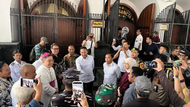 Pastikan Natal hingga Wisata Nataru Aman, Wali Kota Malang Turun Langsung Cek Gereja dan Pos Pelayanan