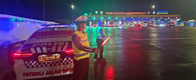 Arus Mudik Nataru Mulai Meningkat, Polda Jateng Pastikan Lalu Lintas Tol Terkendali