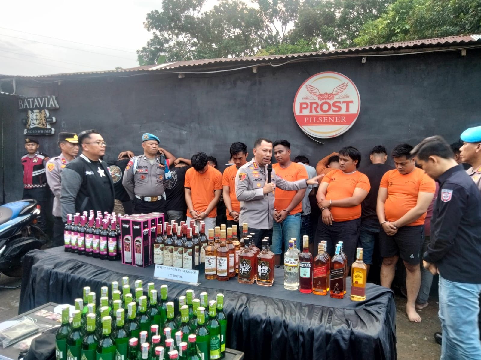 Satresnarkoba Medan Bongkar Jaringan Narkoba Berkedok Hiburan Malam, 5 Tersangka Ditahan
