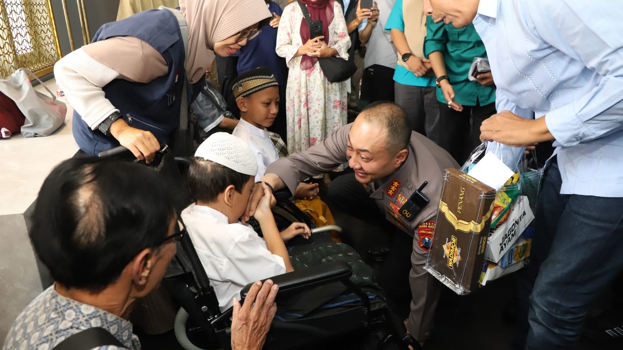 Peringati Hari Ibu, Polresta Malang Kota Dukung Kesehatan Anak Lewat Khitan Bahagia