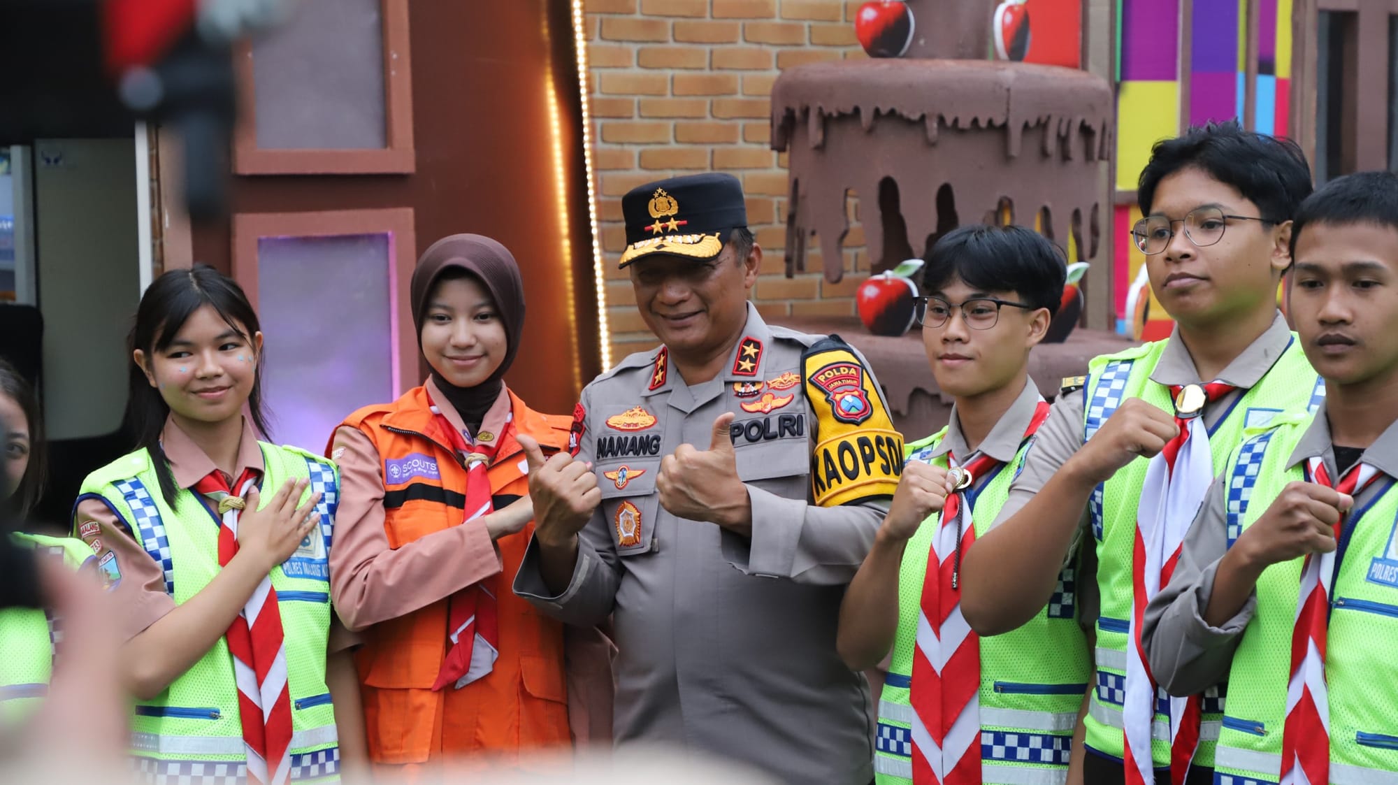 Tinjau Pos Terpadu Nataru, Kapolda Jatim Apresiasi Kesiapan Polresta Malang Kota