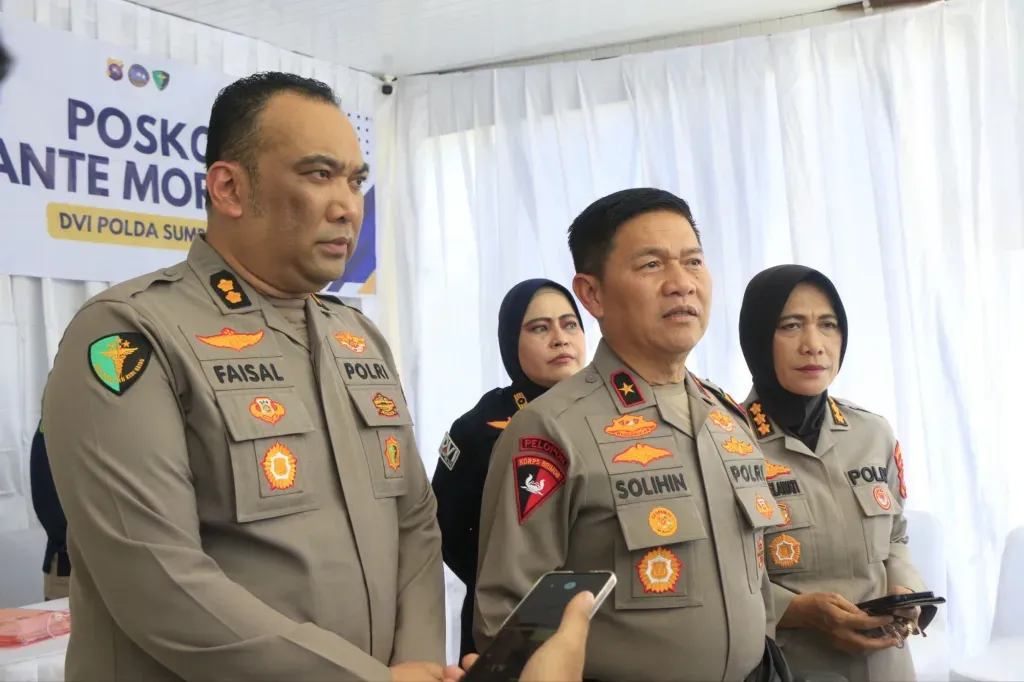 Peduli Korban Bencana, Pemprov Sumbar Hibahkan Mobil Cold Storage untuk Polda Sumbar