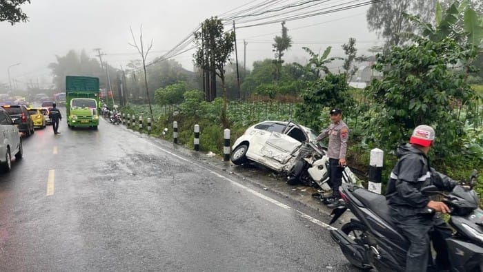 Truk Tabrak Mobil hingga Motor di Wonosobo, 2 Orang Tewas dan 5 Terluka