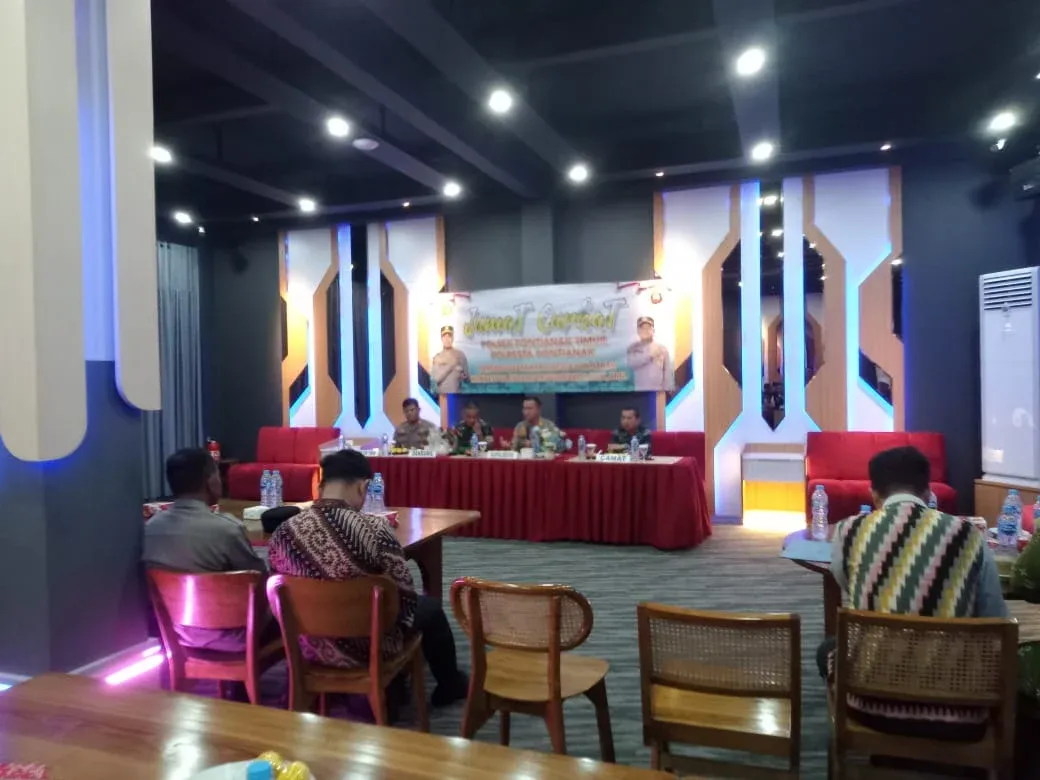 Jumat Curhat di Pontianak, Kapolresta Tegaskan Sanksi Berat bagi Polisi Terlibat Narkoba dan LGBT