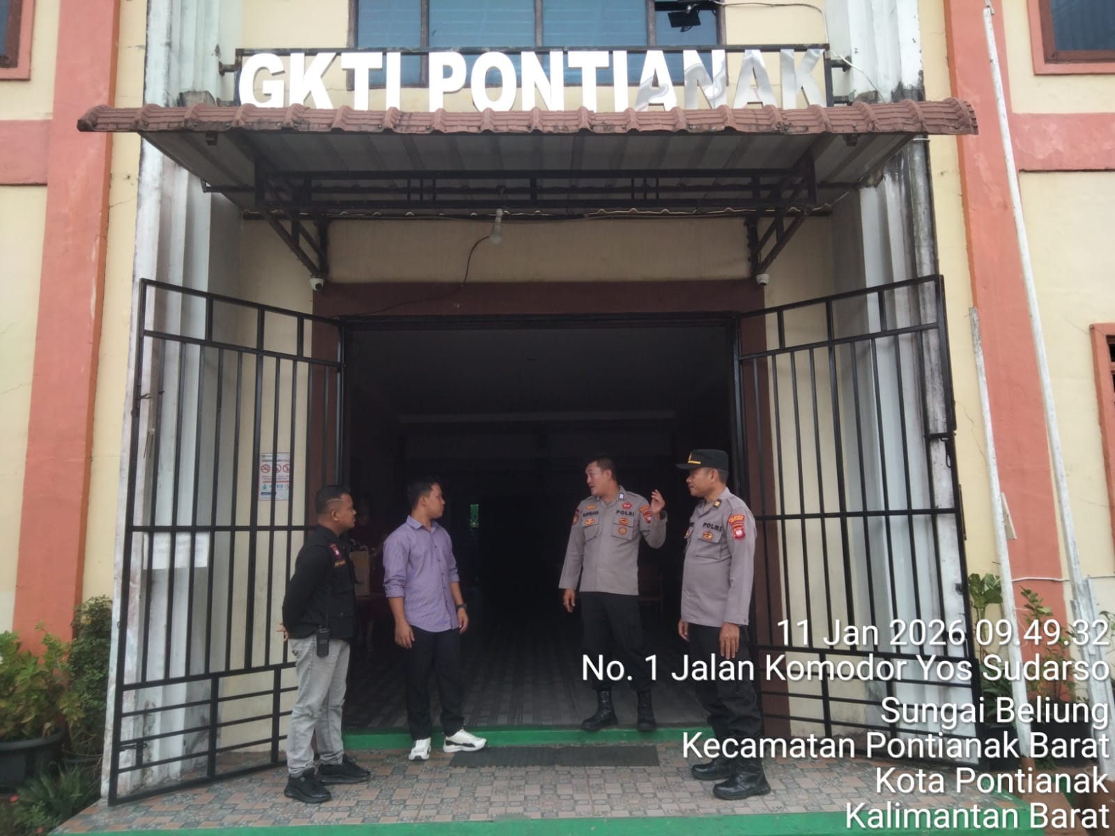 Cegah Gangguan Keamanan, Polsek Pontianak Barat Perketat Patroli Rumah Ibadah