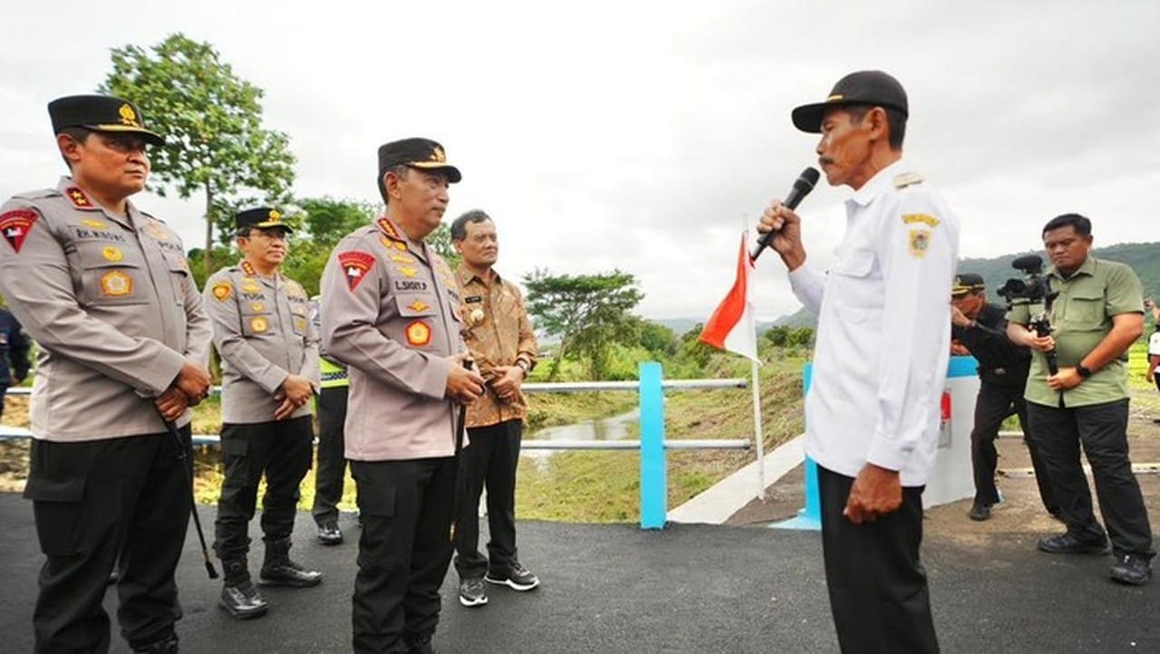 Warga Desa Apresiasi Polri, Jembatan Presisi Jadi Penopang Aktivitas Sekolah dan Pertanian