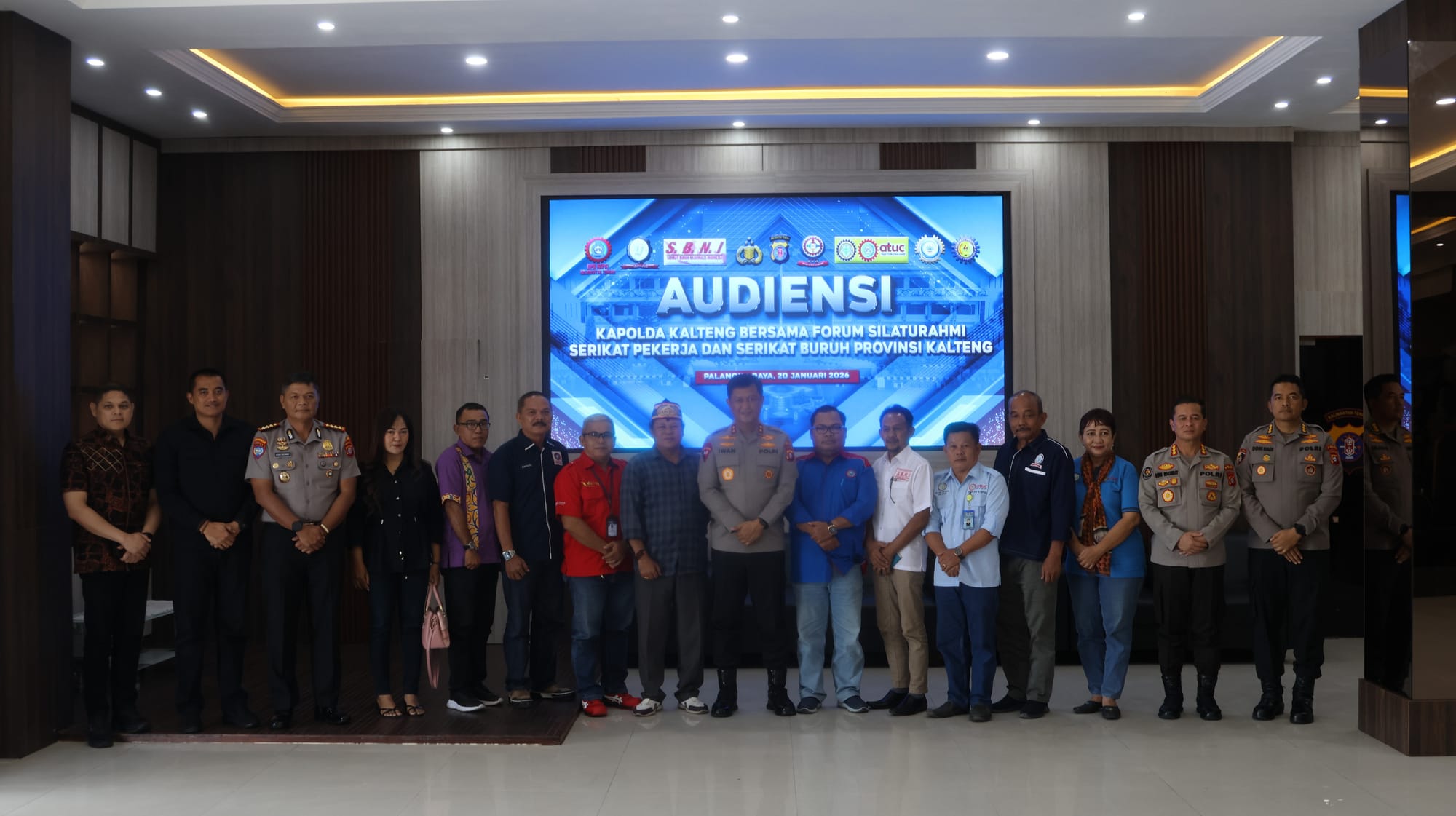 Kapolda Kalteng Buka Ruang Dialog dengan Serikat Pekerja, Dorong Dunia Kerja Aman dan Berkeadilan