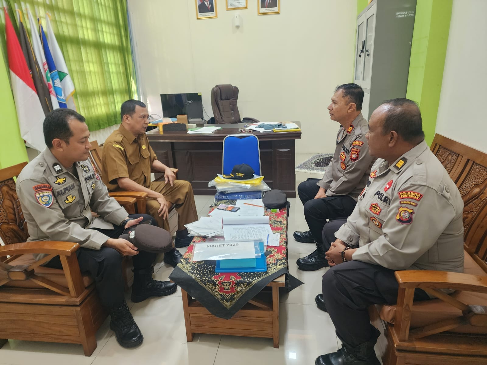 Sat Binmas Polresta Pontianak Berikan Edukasi Kamtibmas di SMAN 11 Pontianak Barat
