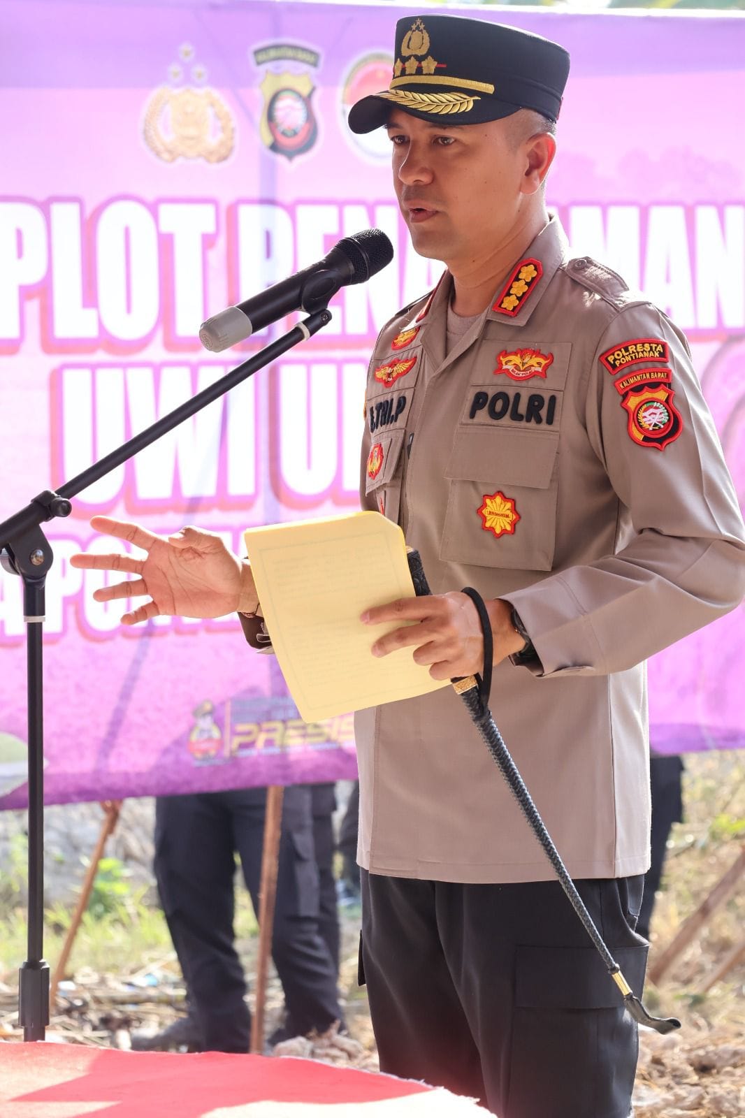 Kapolresta Pontianak Launching Penanaman Uwi Ungu sebagai Upaya Swasembada Pangan