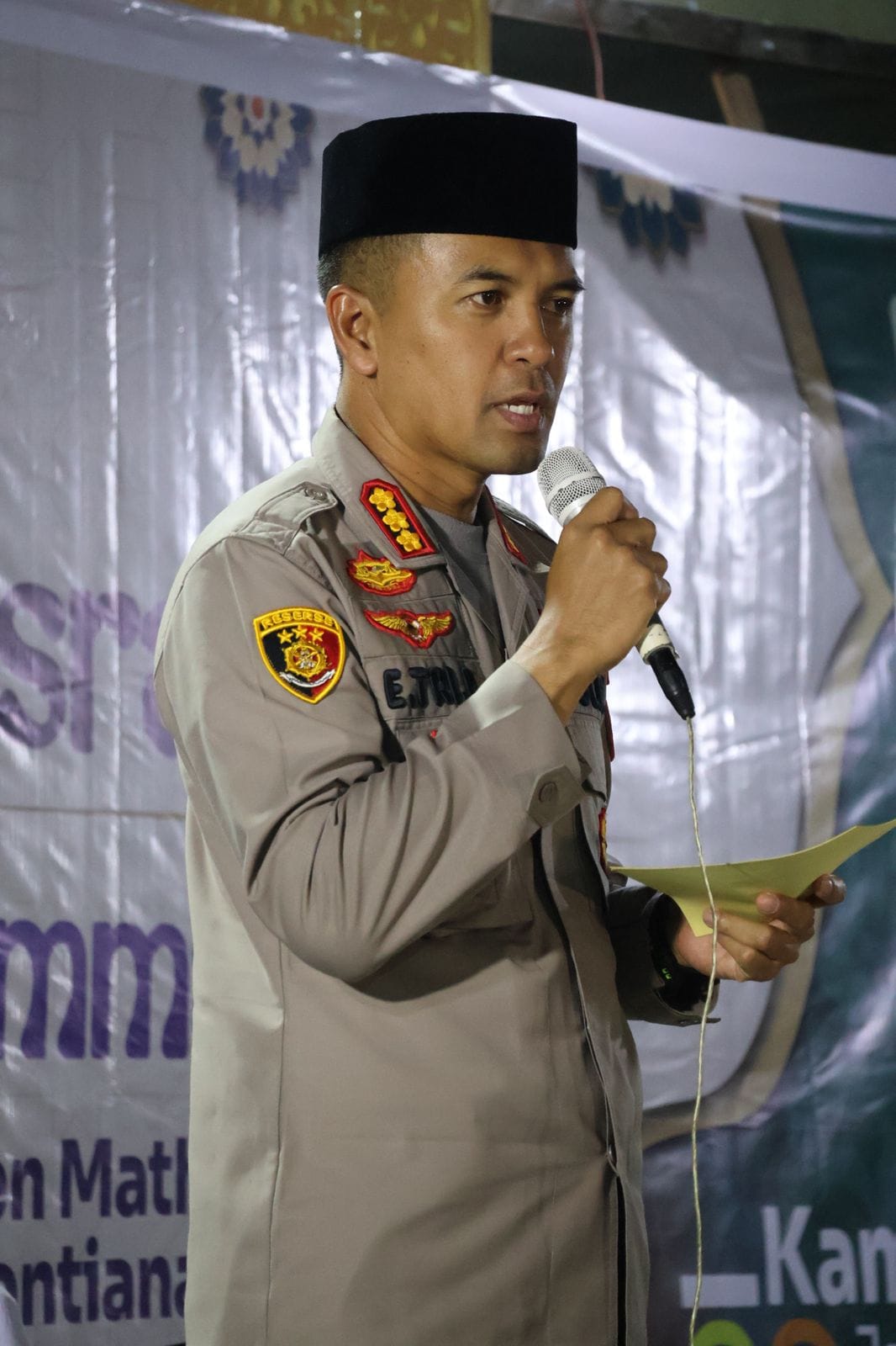 Suasana Hangat Saat Kapolresta Pontianak Bersilaturahmi ke Ponpes Mathla’ul Anwar