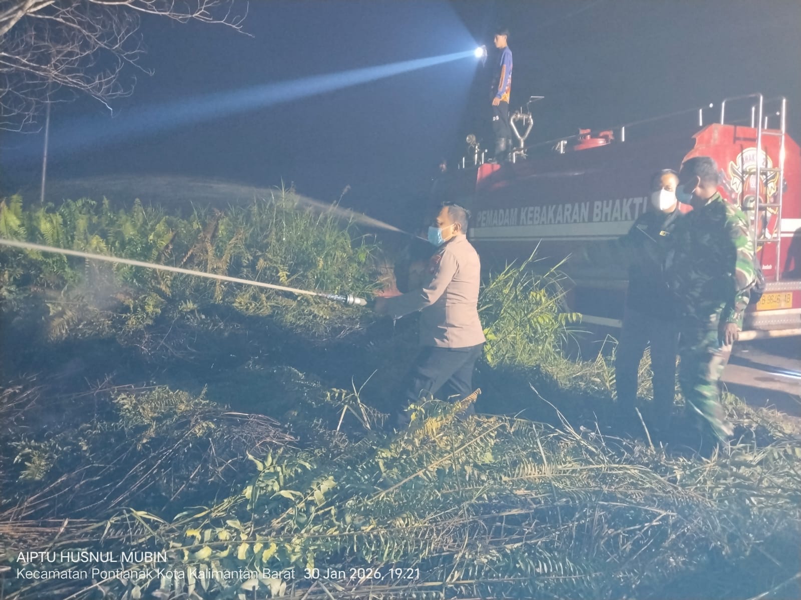Kolaborasi Tiga Pilar Tekan Dampak Kebakaran Lahan di Pontianak Utara