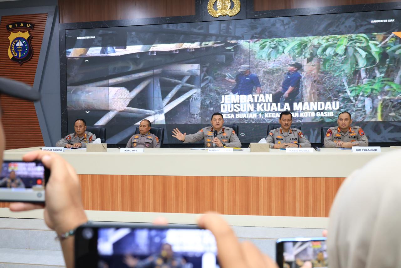 Tim Polda Riau Terjang Medan Sulit, Asesmen Jembatan hingga Pelosok