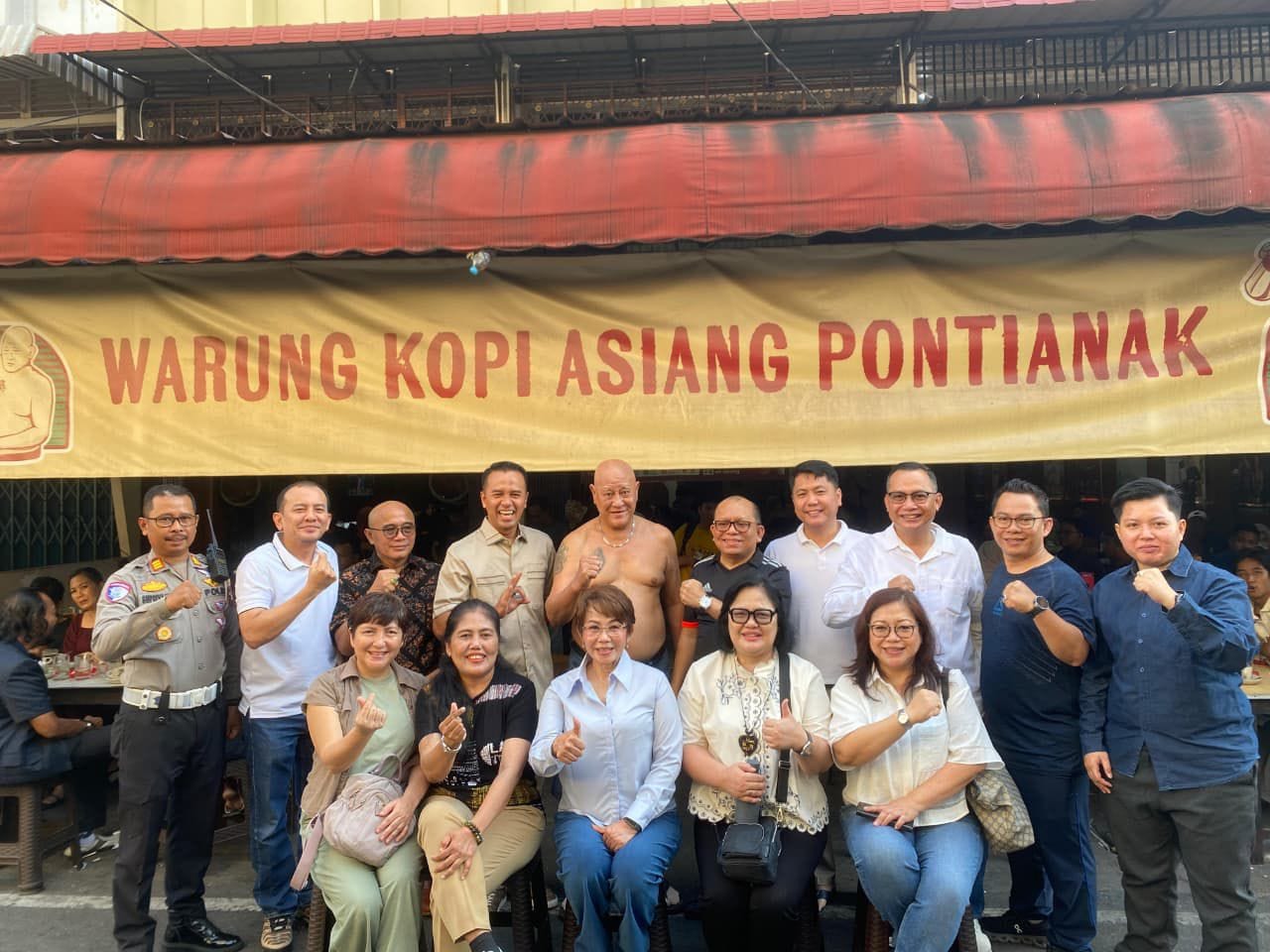 Kapolresta Pontianak Turun ke Warung Kopi, Sapa Warga dan Kampanyekan Tertib Lalu Lintas