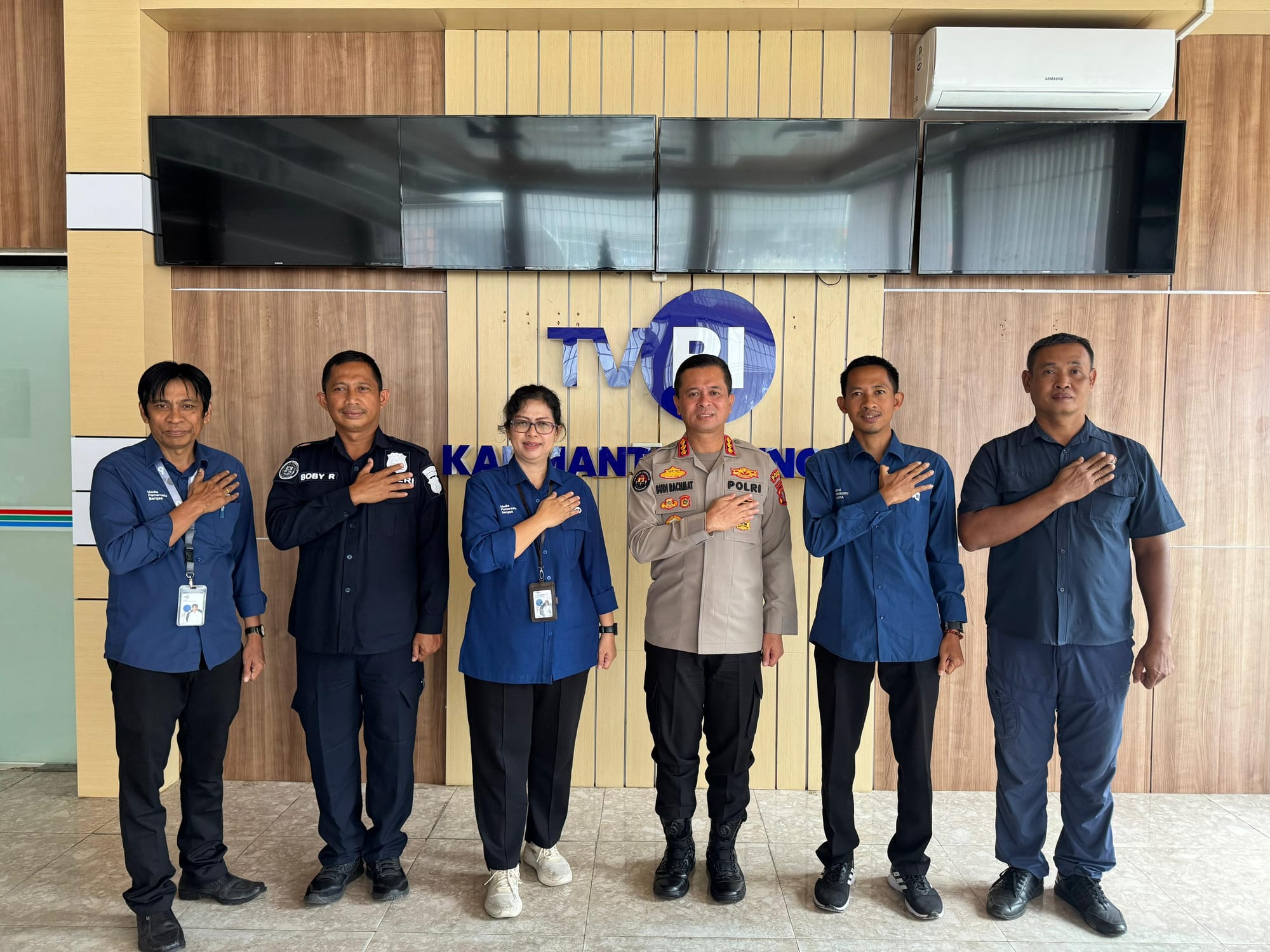 Perkuat Sinergi Informasi Publik, Kabidhumas Polda Kalteng Sambangi TVRI Kalteng