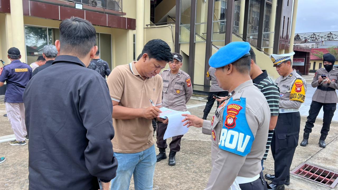 Tingkatkan Profesionalisme, Apel Pagi Ops Liong Kapuas Soroti Disiplin dan Tampang Anggota