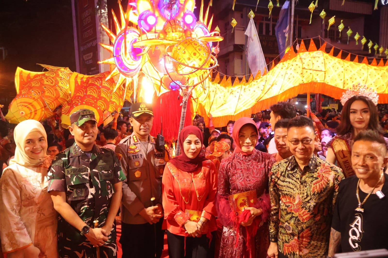 Parade Naga Bersinar Cap Go Meh 2026 di Gajah Mada Berlangsung Aman, Polresta Pontianak All Out