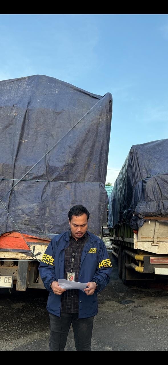 Kasat Reskrim Pastikan Tiga Truk Fuso Bermuatan Kayu yang Diamankan Warga Tidak Melanggar Hukum