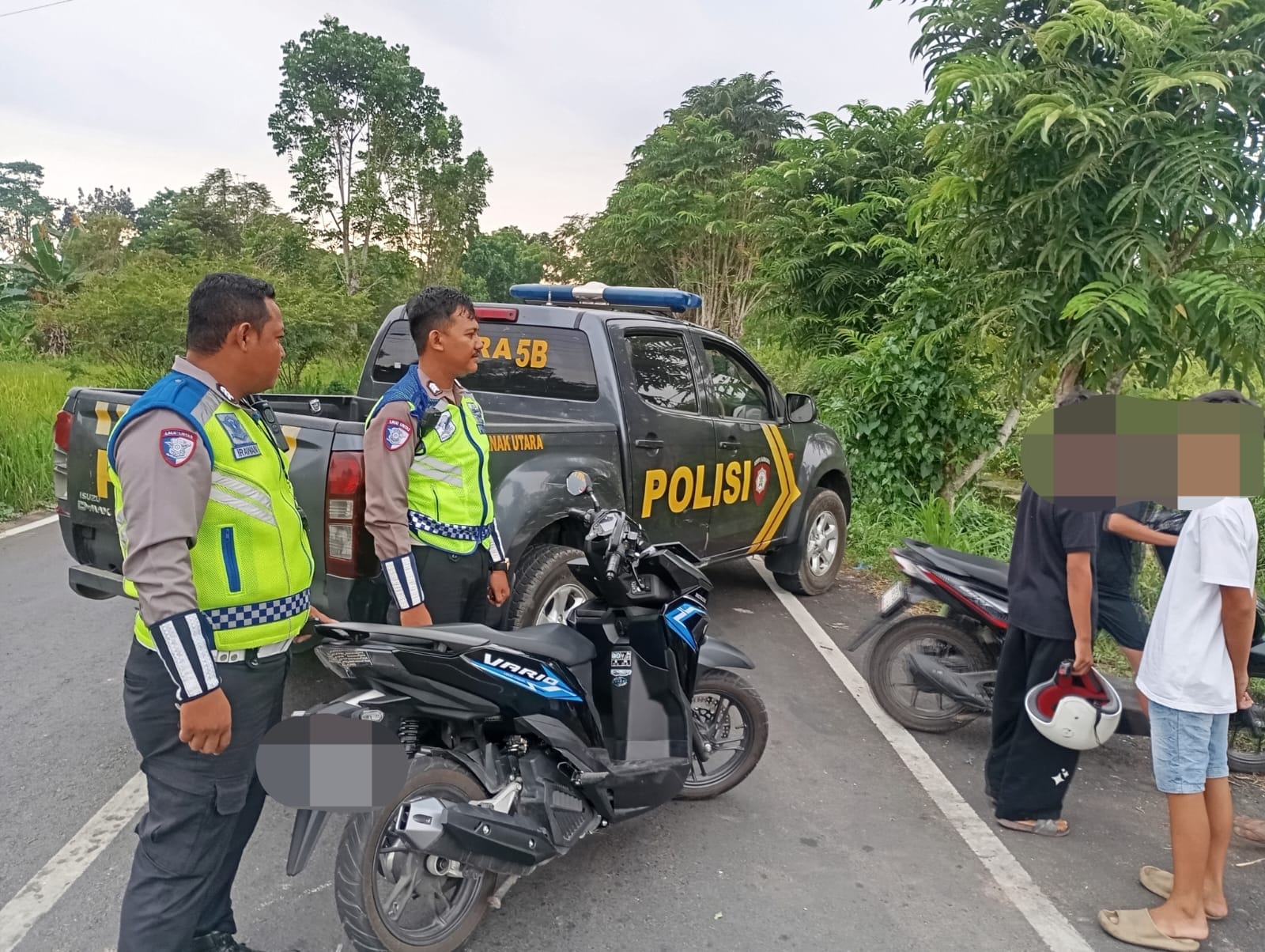 Polsek Pontianak Utara Tertibkan Balap Liar Berkedok Ngabuburit di Jalan Sungai Selamat