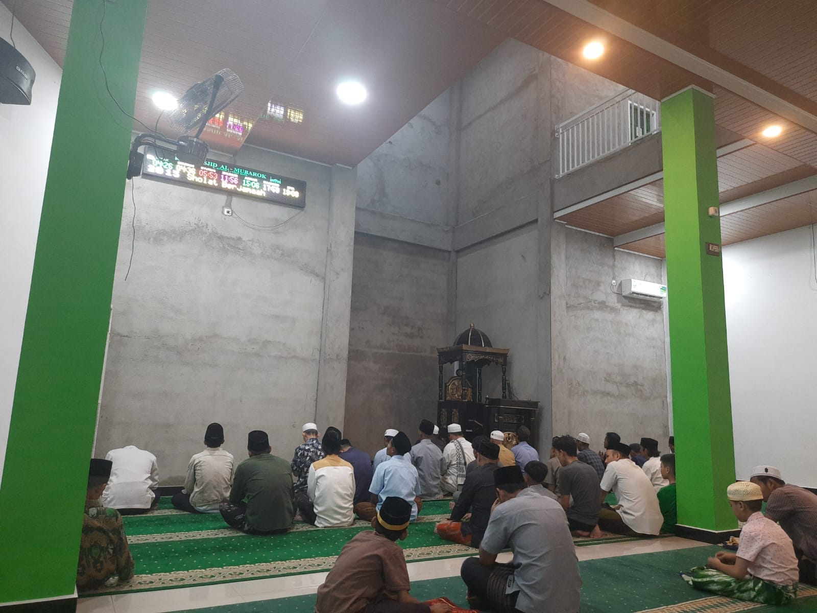 Kapolsek Pontianak Selatan Ajak Jamaah Jaga Generasi Muda Saat Safari Tarawih