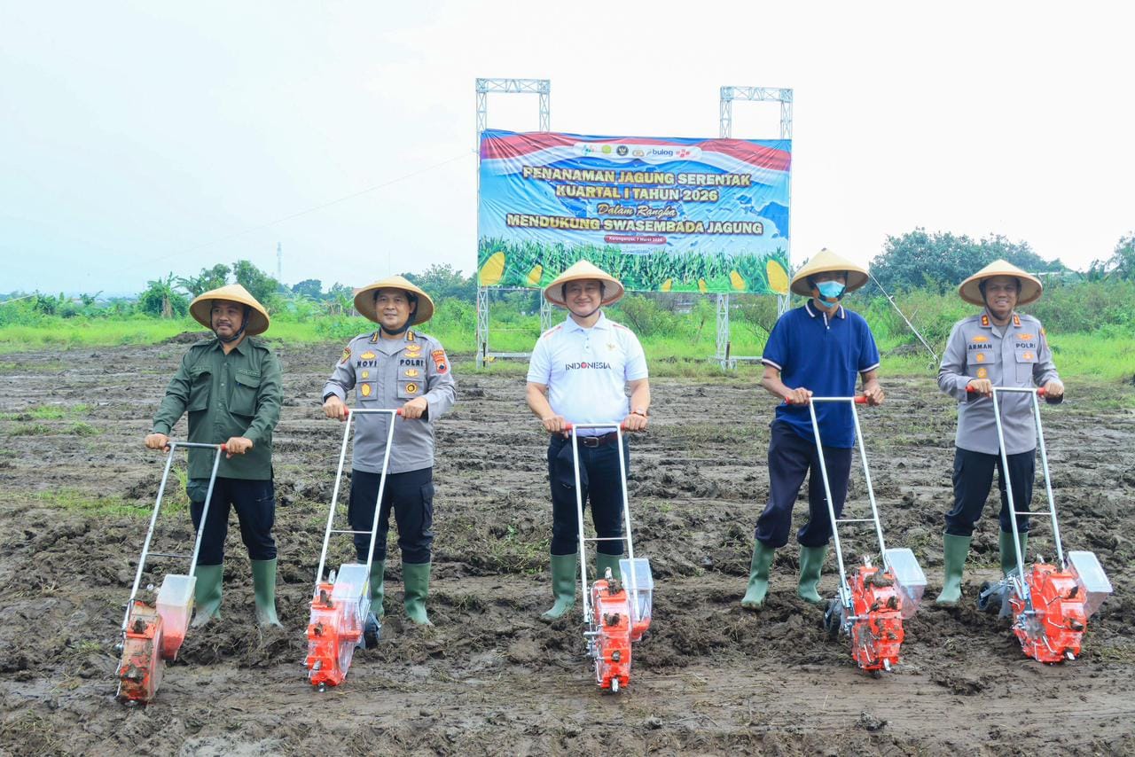 Kapolda Jateng Pimpin Tanam Raya Jagung Kuartal I 2026 di Karanganyar untuk Dukung Ketahanan Pangan