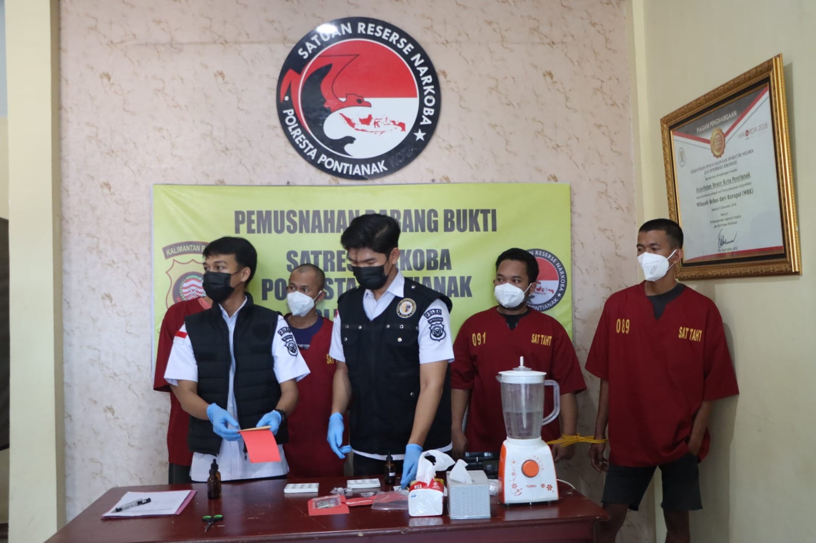 Polresta Pontianak Musnahkan Barang Bukti Sabu dan Ekstasi Hasil Pengungkapan Kasus