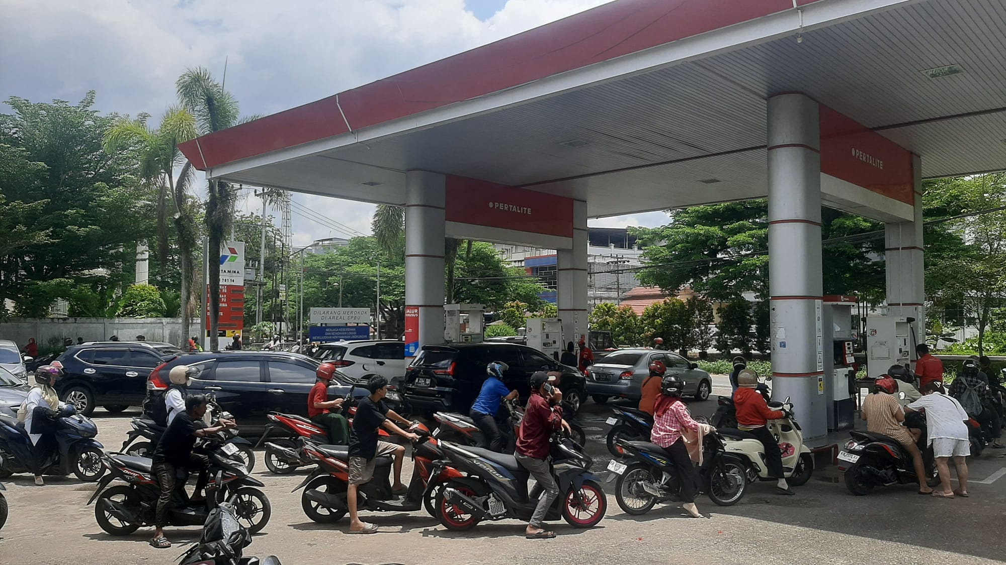 Polisi Pantau SPBU di Pontianak Selatan Jelang Idul Fitri