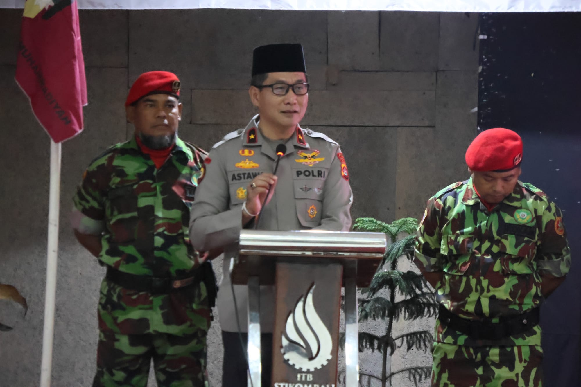 Wakapolda Bali Hadiri Buka Puasa Bersama dan Santuni Anak Yatim di ITB STIKOM Bali