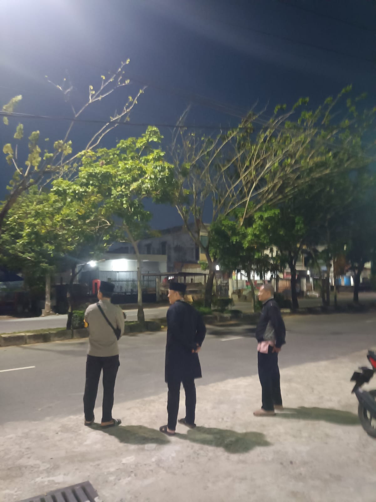 Polisi Siaga di Akhir Pekan, Polsek Pontianak Barat Gelar Patroli Stationer