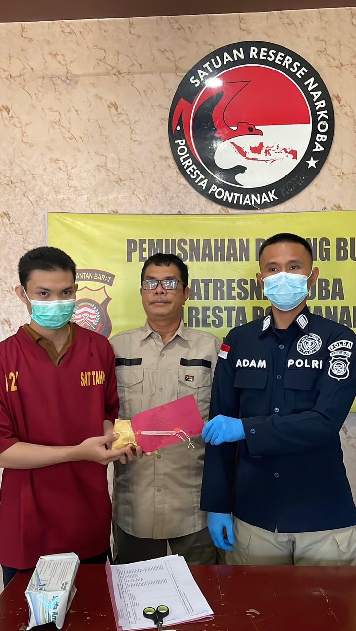 Perangi Peredaran Narkotika, 200 Gram Sabu Dimusnahkan Satresnarkoba Polresta Pontianak