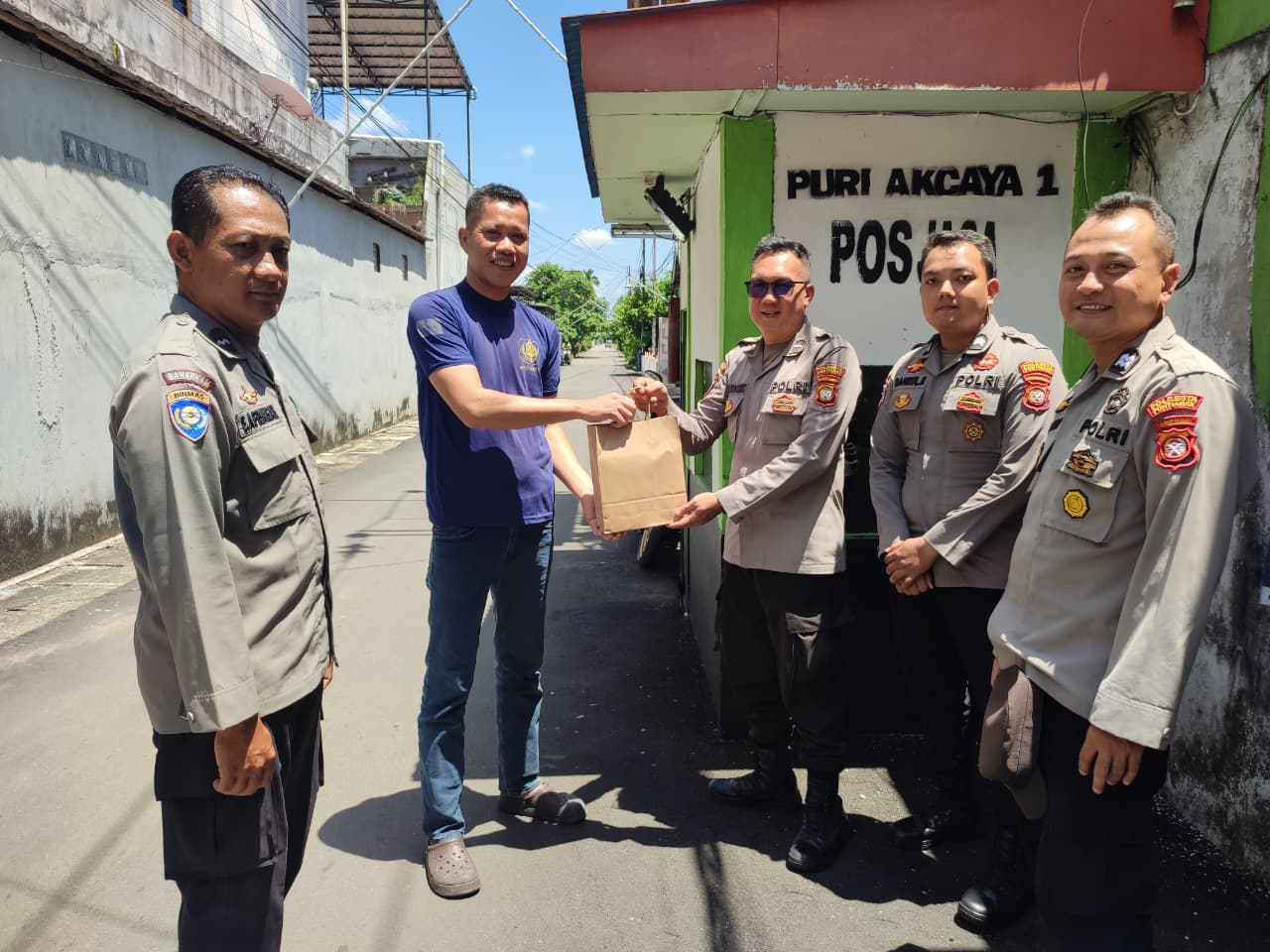 Perkuat Sinergi Keamanan, Satbinmas Polresta Pontianak Sambangi Pokdarkamtibmas dan Security