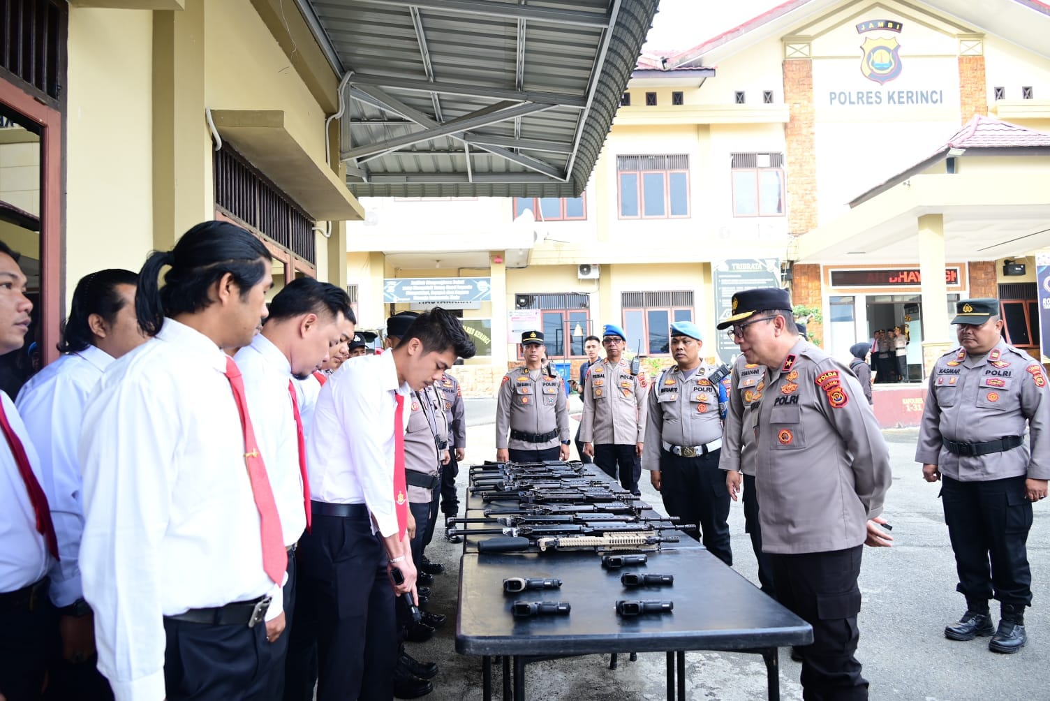 Kunjungan ke Kerinci, Wakapolda Jambi Dorong Personel Tingkatkan Profesionalitas dan Pendekatan Humanis