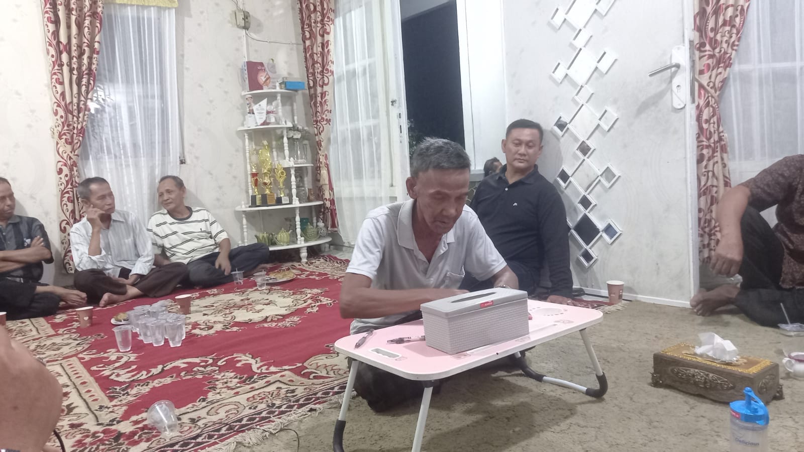 Sinergi Tiga Pilar Hadiri Peremajaan RT, Warga Dapat Himbauan Kamtibmas dan Apresiasi