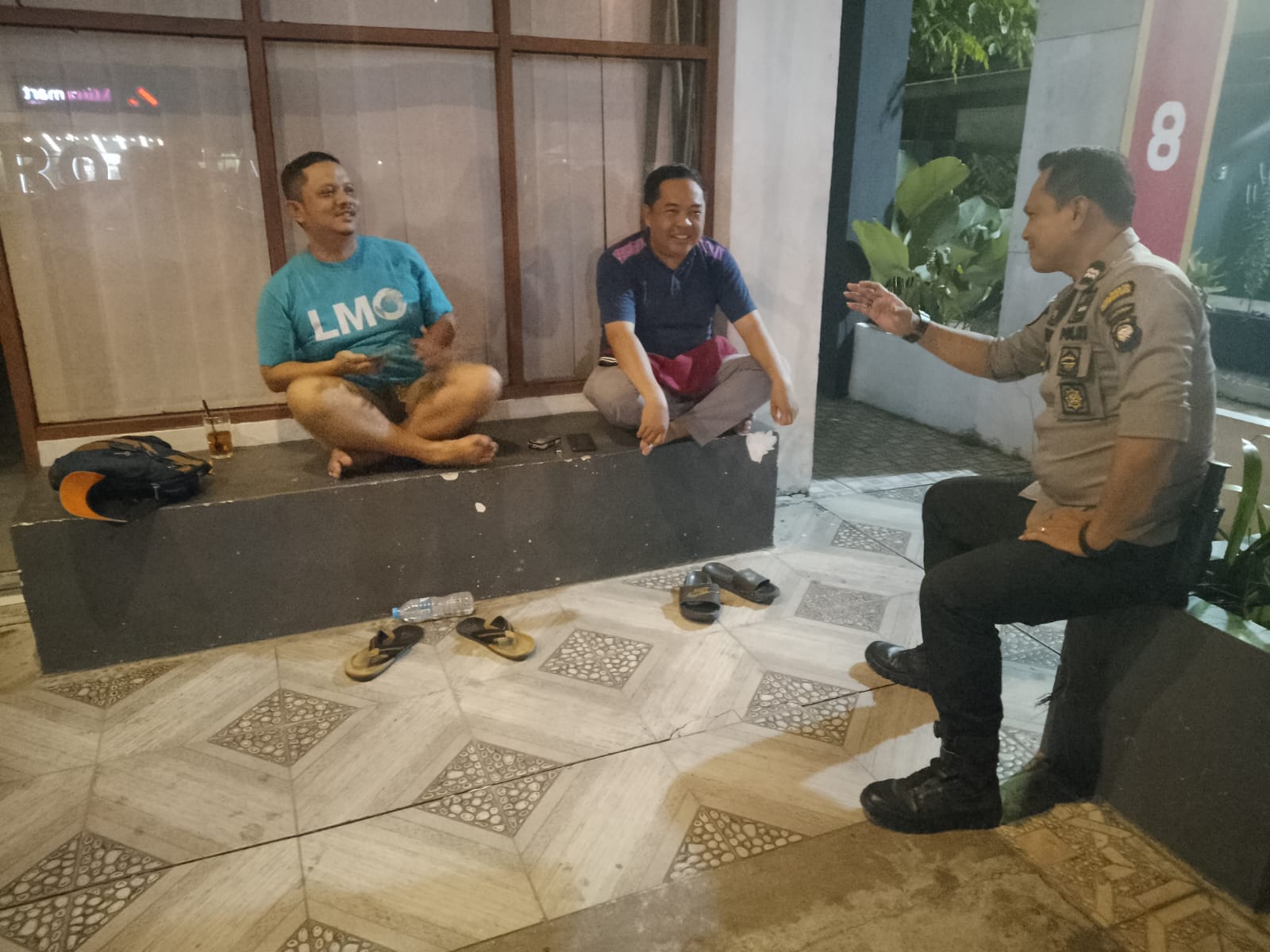 Polsek Pontianak Barat Gencarkan Patroli Dialogis, Ajak Warga Jaga Kamtibmas