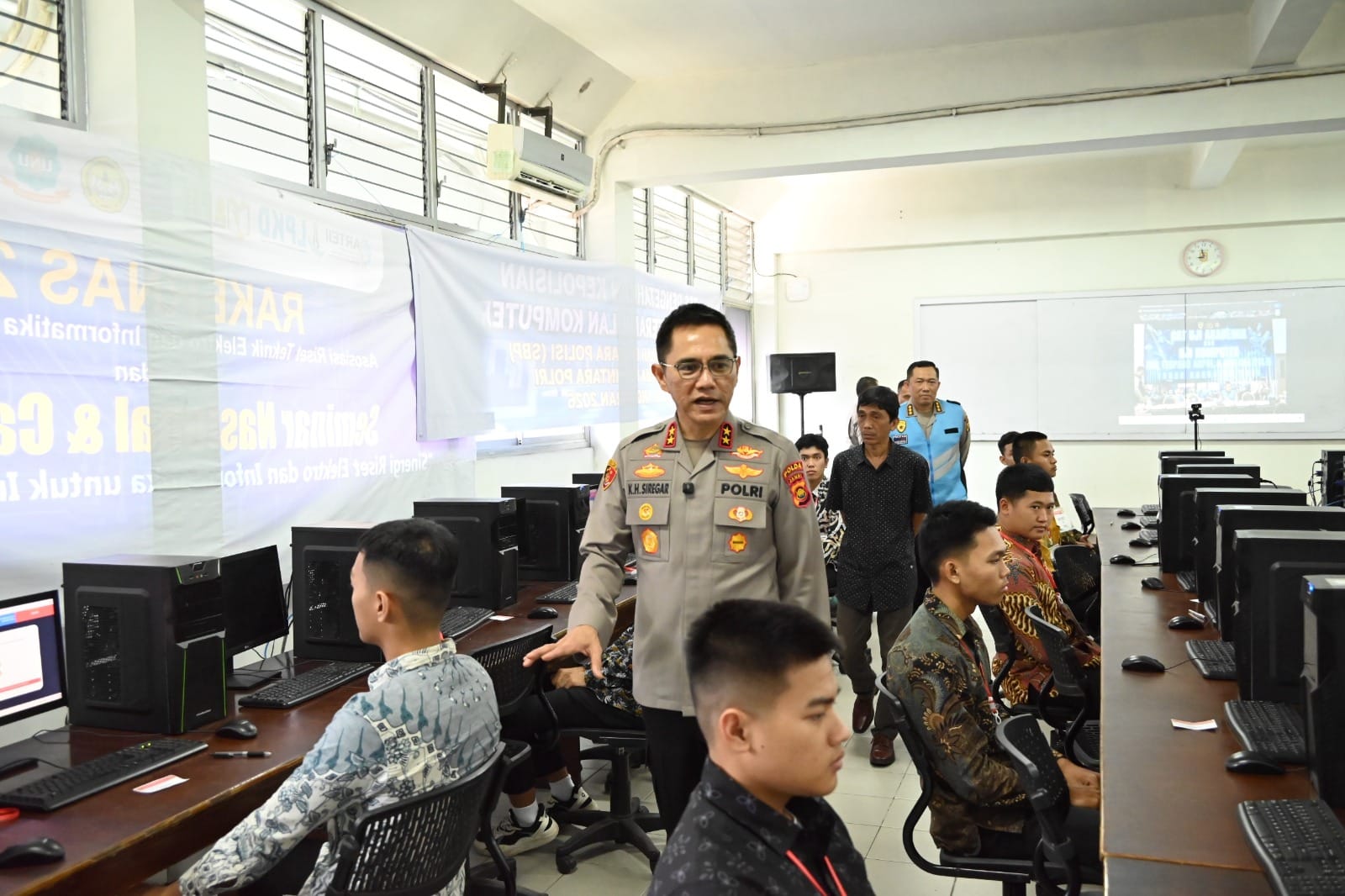 Pastikan Seleksi Berjalan Transparan, Kapolda Jambi Pantau Tes Akademik Akpol 2026