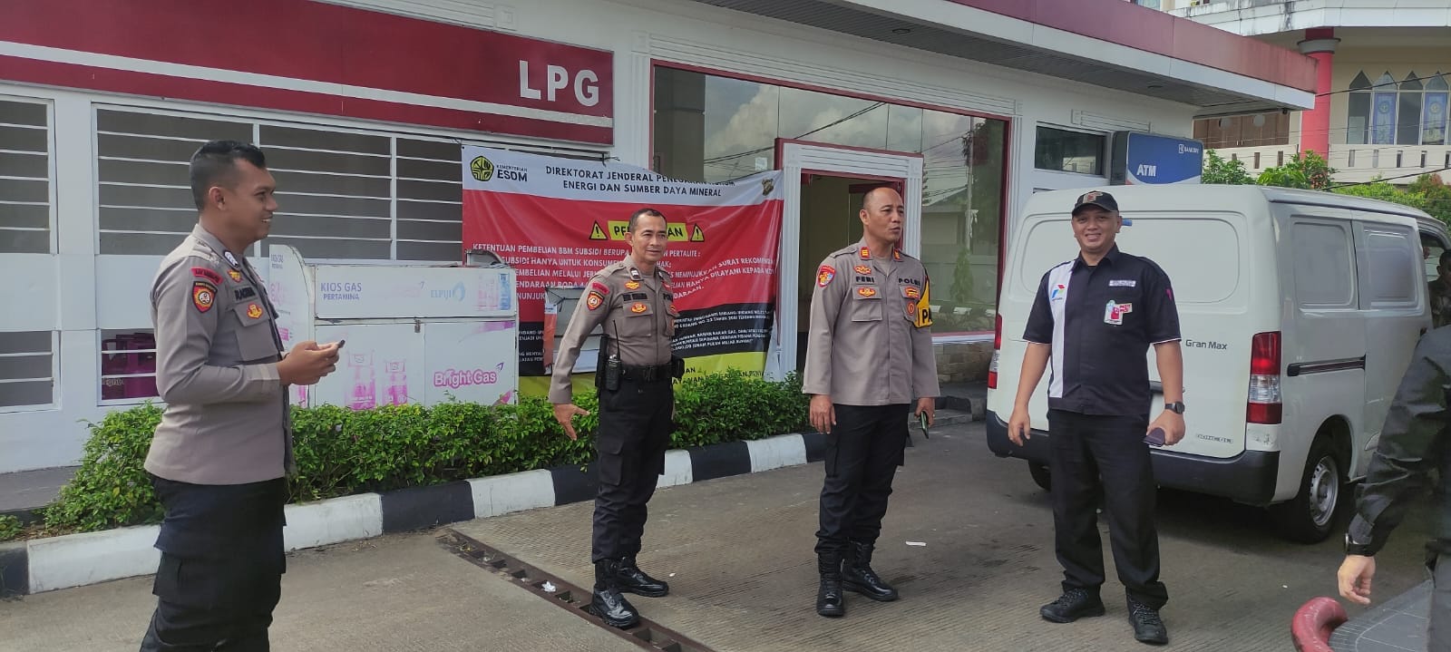 Pasca Kenaikan Harga BBM, Polresta Pontianak Gencarkan Patroli dan Monitoring di SPBU