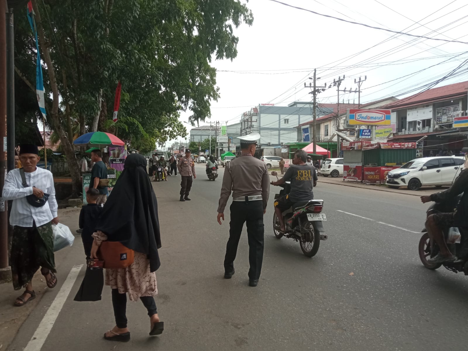 Jaga Kekhidmatan dan Kelancaran Acara, Polsek Pontianak Kota Kawal Pengamanan Haul Pendiri Ponpes Walisongo