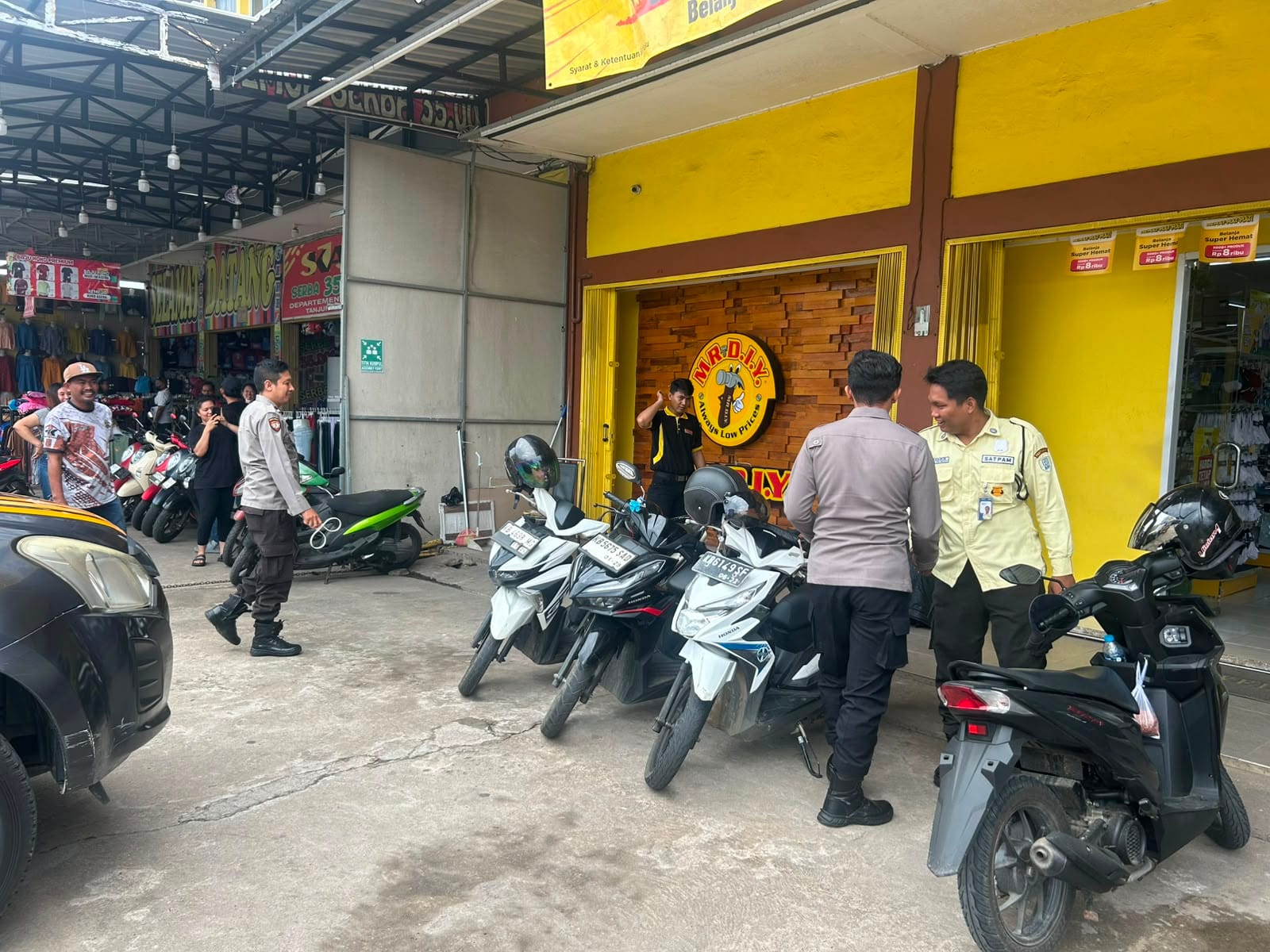 Tindak Lanjuti Laporan Masyarakat, Personel Enggang Polsek Pontianak Timur Amankan Terduga Pelaku Pencurian