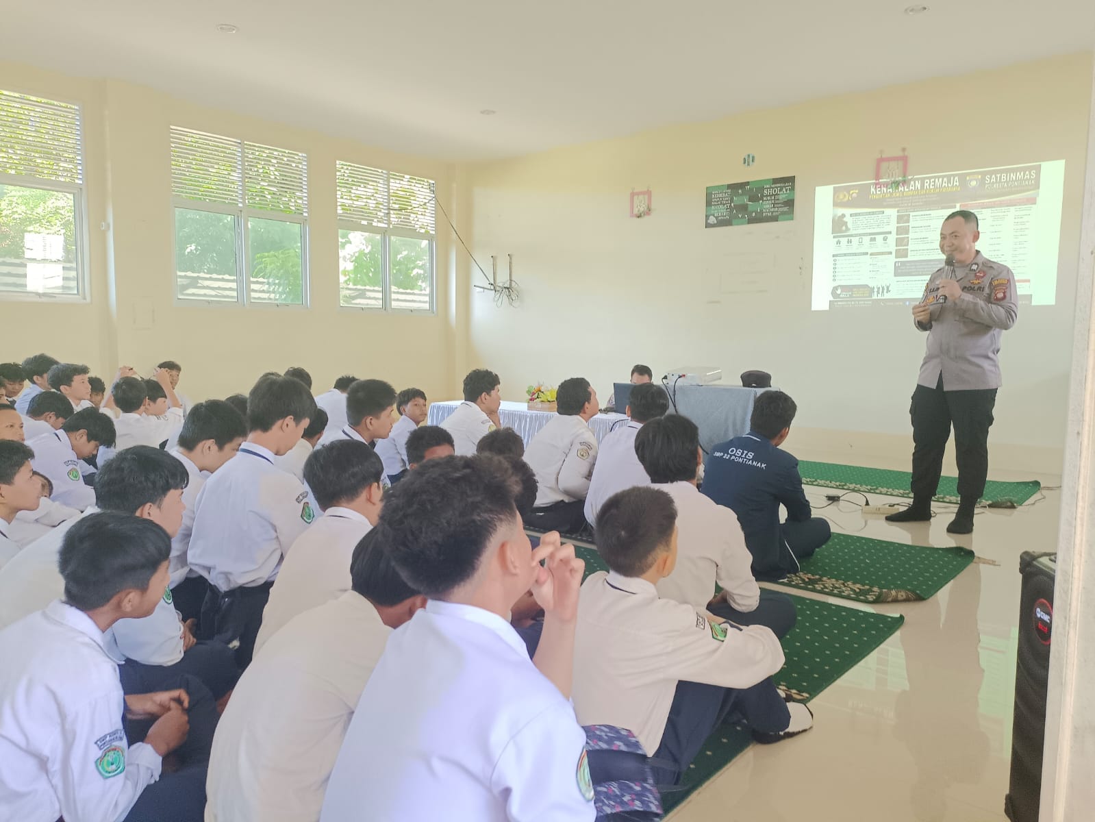 Polresta Pontianak Perkuat Pembinaan Pelajar Melalui Penyuluhan Kenakalan Remaja