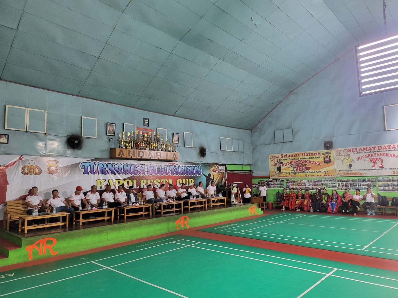 HUT Bhayangkara ke-80, Kapolresta Pontianak Gelar Turnamen Badminton untuk Pererat Silaturahmi