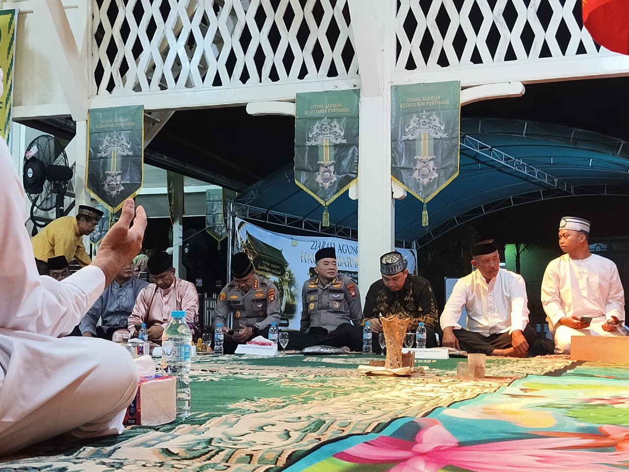 Pastikan Kegiatan Berjalan Aman, Personel Polsek Pontianak Timur Amankan Haul Akbar ke-225 Keraton Kadriyah