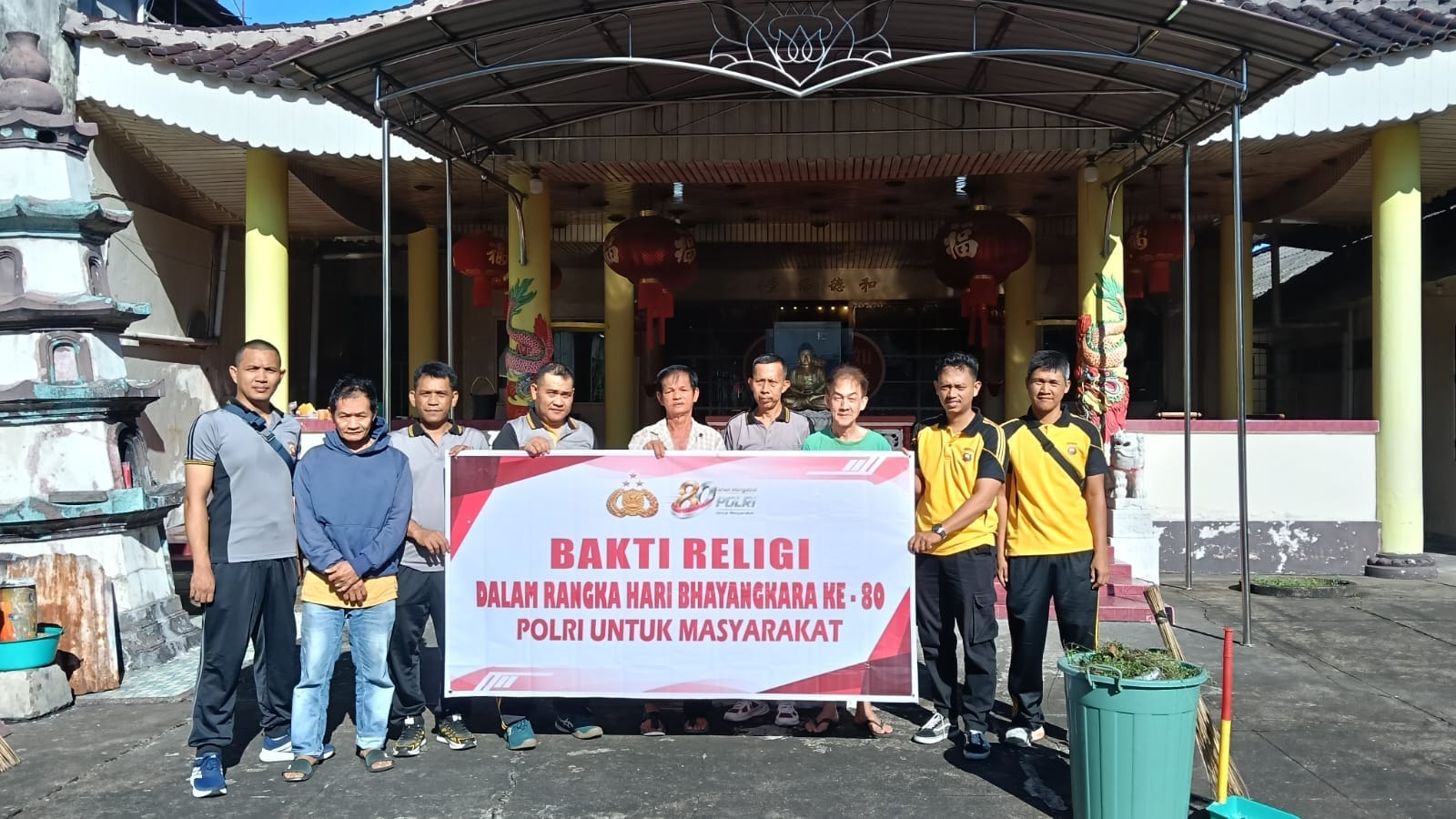 Sambut Hari Bhayangkara ke-80, Polsek Pontianak Kota Gelar Bakti Religi di Masjid, Gereja, dan Vihara