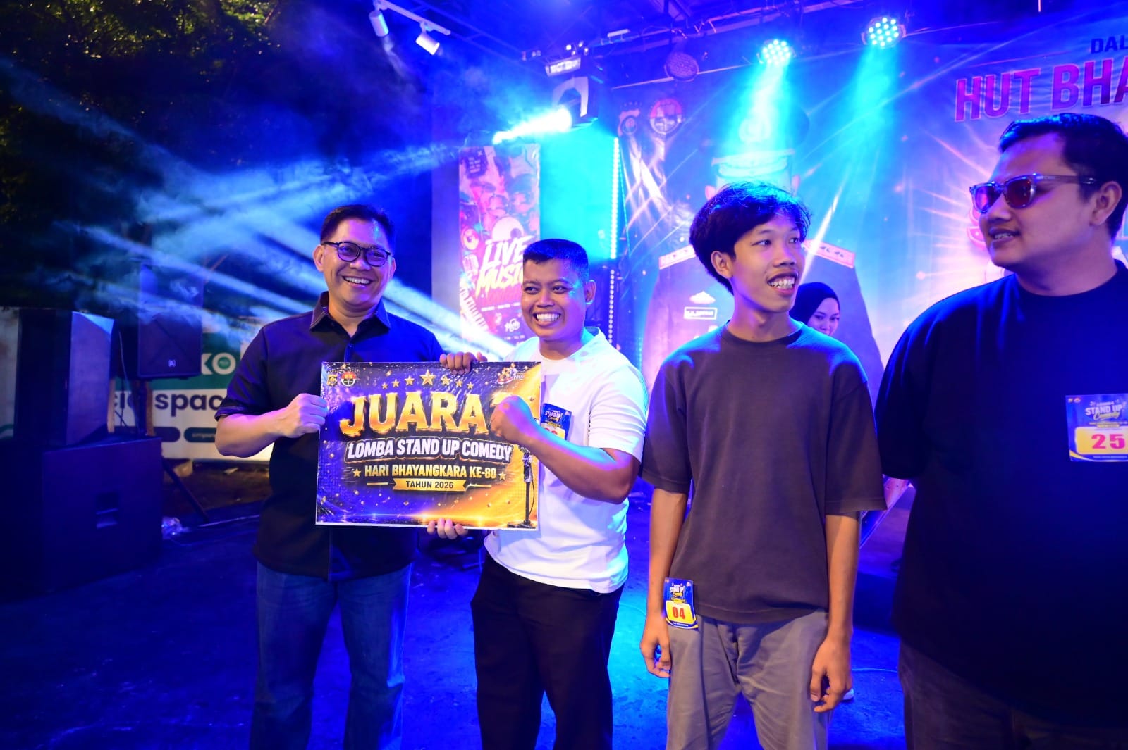 Penuh Gelak Tawa, Lomba Stand Up Comedy Polda Jambi Ramaikan Perayaan Hari Bhayangkara ke-80
