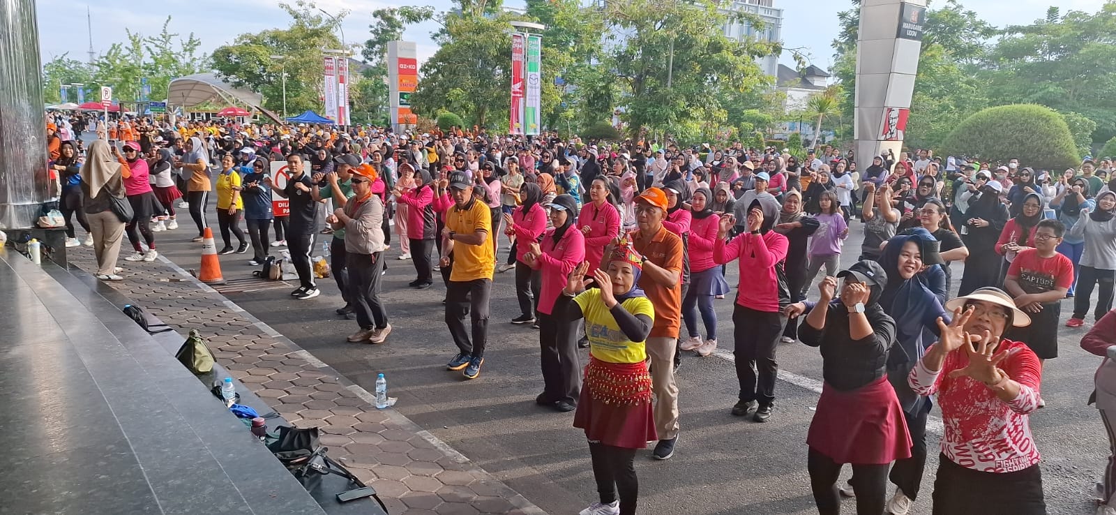 Semarak Hari Bhayangkara ke-80, Polresta Pontianak Ajak Masyarakat Hidup Sehat Lewat Olahraga Bersama