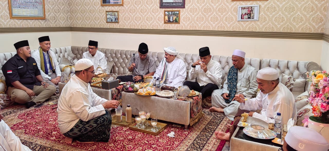 Wujud Sinergi Polri dan Tokoh Agama, Kapolresta Pontianak Hadiri Tabligh Akbar serta Haul Al Habib Abu Bakar bin Ali Adny Al Masyhur