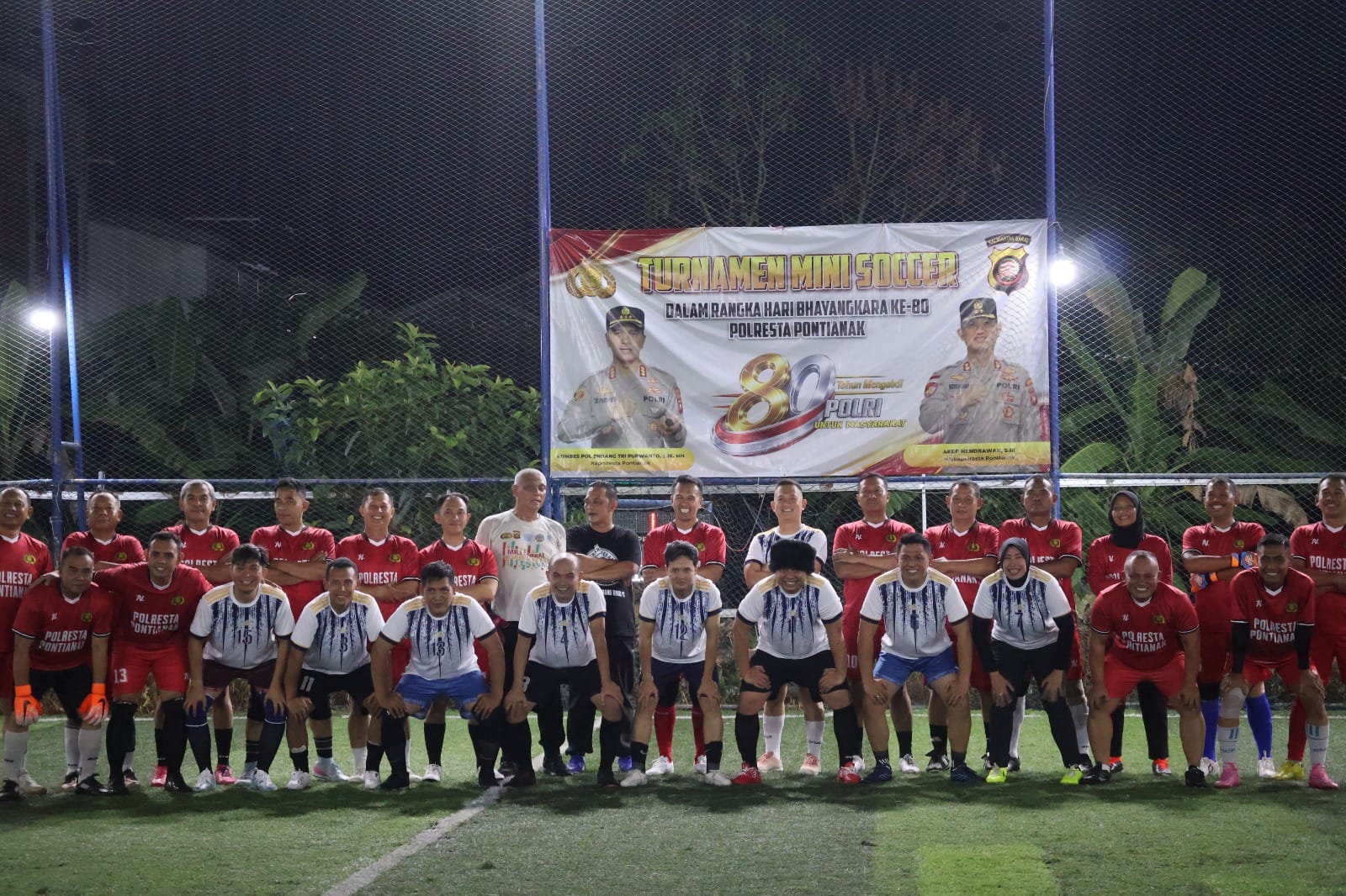 Dominasi Turnamen Mini Soccer HUT Bhayangkara ke-80, Polsek Pontianak Barat Keluar Sebagai Juara Pertama