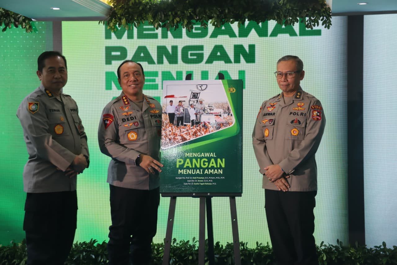 Lewat Buku ke-42, Wakapolri Soroti Peran Semua Pihak dalam Mengawal Ketahanan Pangan Nasional