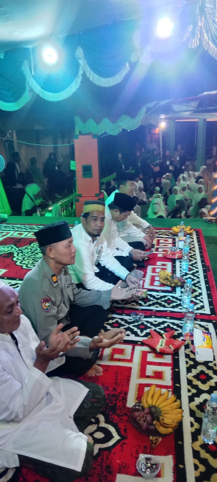 Pererat Silaturahmi dengan Masyarakat, Kanit Binmas Polsek Pontianak Timur Hadiri Peringatan 10 Muharram