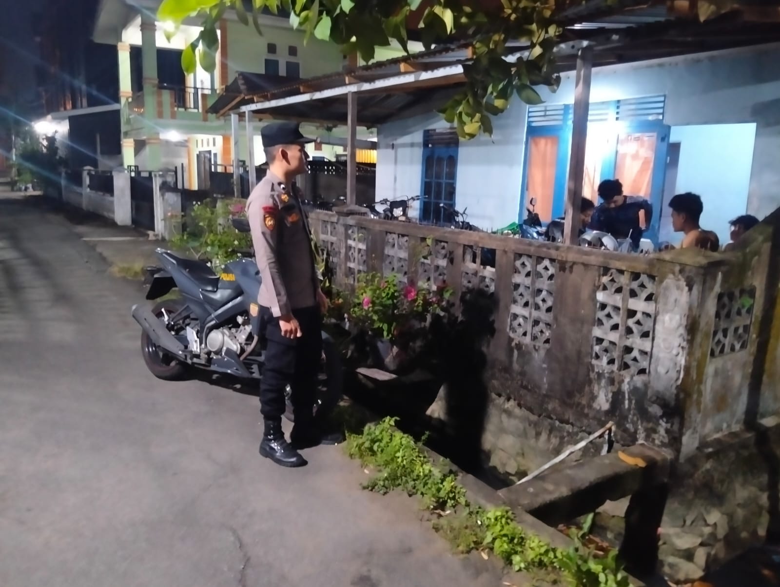Gerak Cepat Tindaklanjuti Laporan 110, Patroli Enggang Polsek Pontianak Kota Amankan Situasi Kamtibmas
